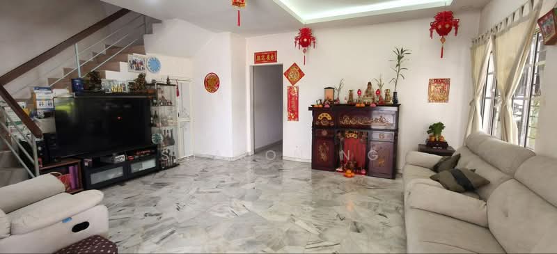 2-storey Terraced House for Sale in Taman Skudai Baru (Skudai) - Sharon Ng - Living Room - PropertyGuru.com.my