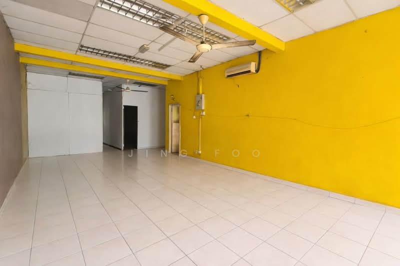 Alam Suria Shoplot Bandar Puncak Alam untuk Untuk Disewa - RM 850 /bulan, Mac 2026 - Interior - PropertyGuru.com.my
