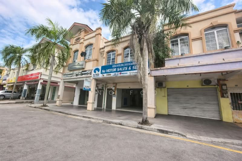 Alam Suria Shoplot Bandar Puncak Alam untuk Untuk Disewa - RM 850 /bulan, Mac 2026 - Exterior - PropertyGuru.com.my