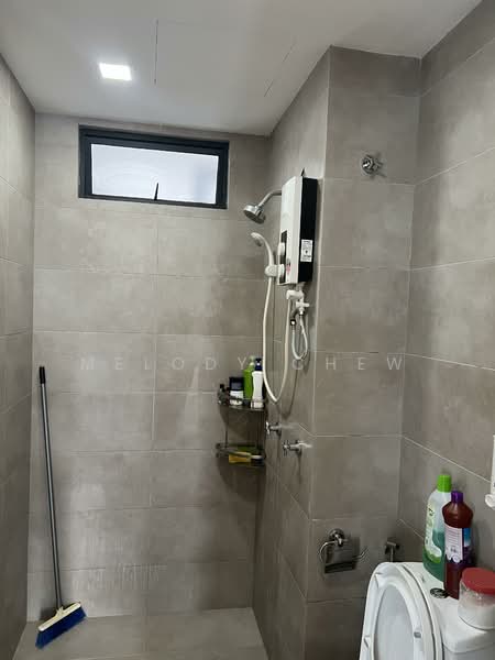 Servis Apartment untuk Dijual di KL Traders Square - melody chew - Bathroom - PropertyGuru.com.my