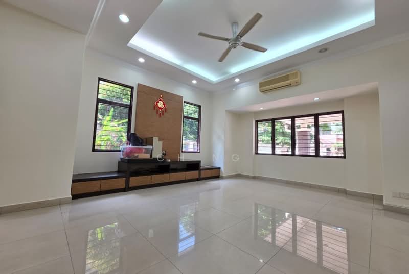 Semi-Detached House for Sale in Kelana Jaya (Petaling Jaya) - CH Ng - Living Room - PropertyGuru.com.my