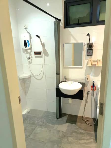 Grace Residence untuk Untuk Disewa - RM 2,800 /bulan, Mac 2026 - Bathroom - PropertyGuru.com.my