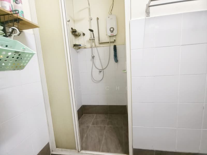 2-storey Terraced House for Sale in Kota Emerald (Rawang) - Lucy Chow - Bathroom - PropertyGuru.com.my