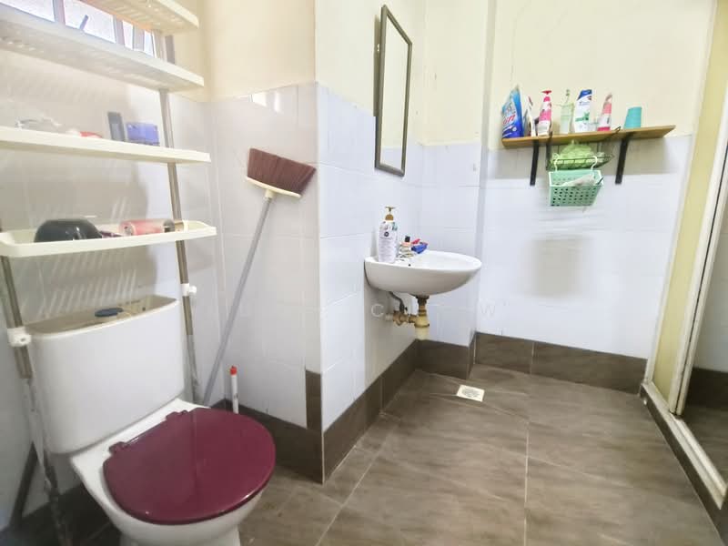 2-storey Terraced House for Sale in Kota Emerald (Rawang) - Lucy Chow - Bathroom - PropertyGuru.com.my