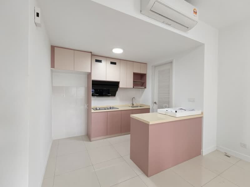 Emerald Hill untuk Untuk Disewa - RM 2,200 /bulan, Mac 2026 - Kitchen - PropertyGuru.com.my