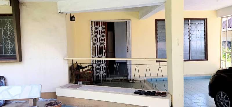 Bungalow for Rent in Taman Kebun Teh (Johor Bahru) - Li Wei - Exterior - PropertyGuru.com.my