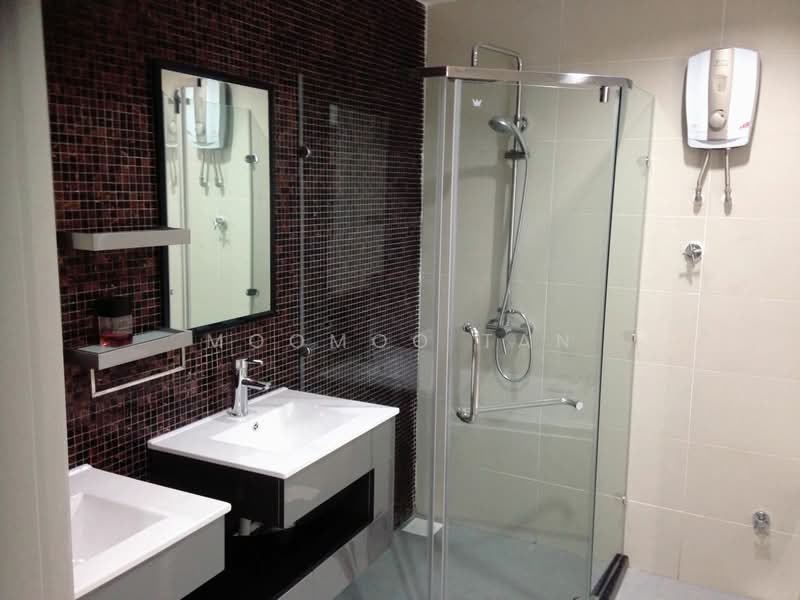 Condominium for Sale at Villa Orkid - Moomoo Tan - Bathroom - PropertyGuru.com.my