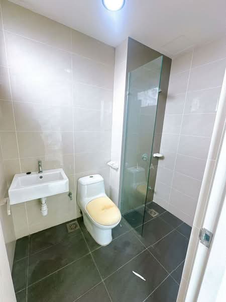 The Raffles Suites untuk Untuk Dijual - RM 478,000, Mac 2026 - Bathroom - PropertyGuru.com.my