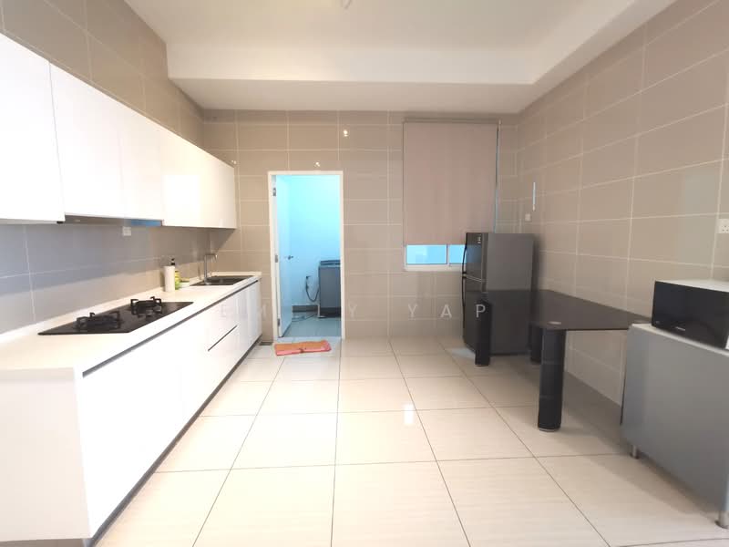 Damansara Foresta untuk Untuk Disewa - RM 2,500 /bulan, Mac 2026 - Kitchen - PropertyGuru.com.my
