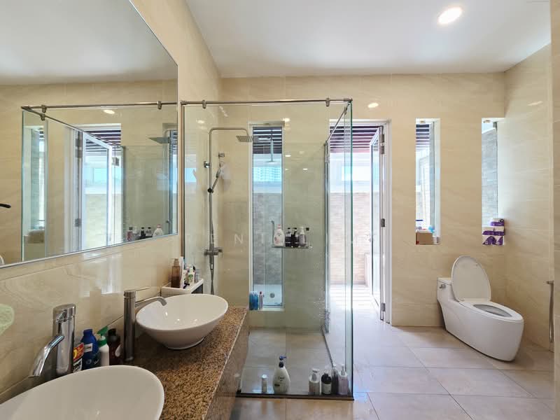 Semi-Detached House for Sale in Damansara Idaman (Ara Damansara) - Reni Lim - Bathroom - PropertyGuru.com.my