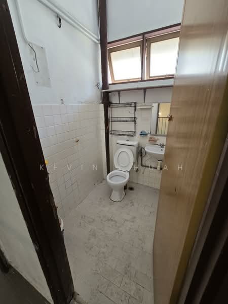 Terraced House for Sale in Taman Mutiara Barat (Cheras) - Kevin Chuah - Bathroom - PropertyGuru.com.my