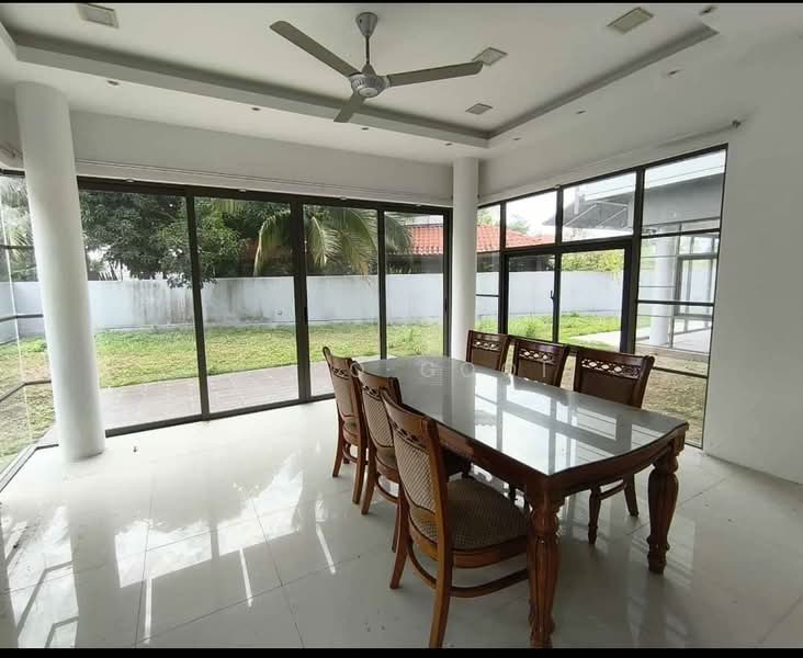 Bungalow for Rent in Bandar Seri Putra (Bangi) - Hugo Gooi - Dining Room - PropertyGuru.com.my