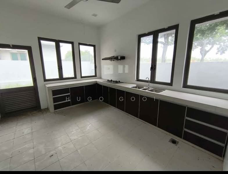 Bungalow for Rent in Bandar Seri Putra (Bangi) - Hugo Gooi - Kitchen - PropertyGuru.com.my