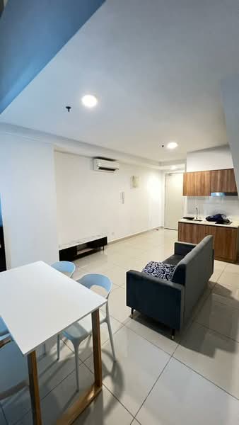 Pacific Star untuk Untuk Disewa - RM 2,200 /bulan, Mac 2026 - Living Room - PropertyGuru.com.my