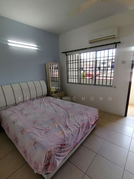 2-storey Terraced House for Sale in Taman Arkid (Menglembu) - Kelvin Chong - Bedroom - PropertyGuru.com.my