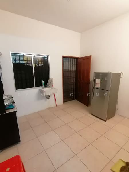 2-storey Terraced House for Sale in Taman Arkid (Menglembu) - Kelvin Chong - Kitchen - PropertyGuru.com.my