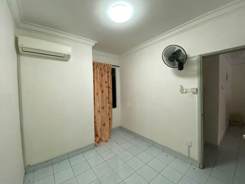 2-storey Terraced House for Rent in Taman Bukit Mewah (Tampoi) - Bee Bee - PropertyGuru.com.my