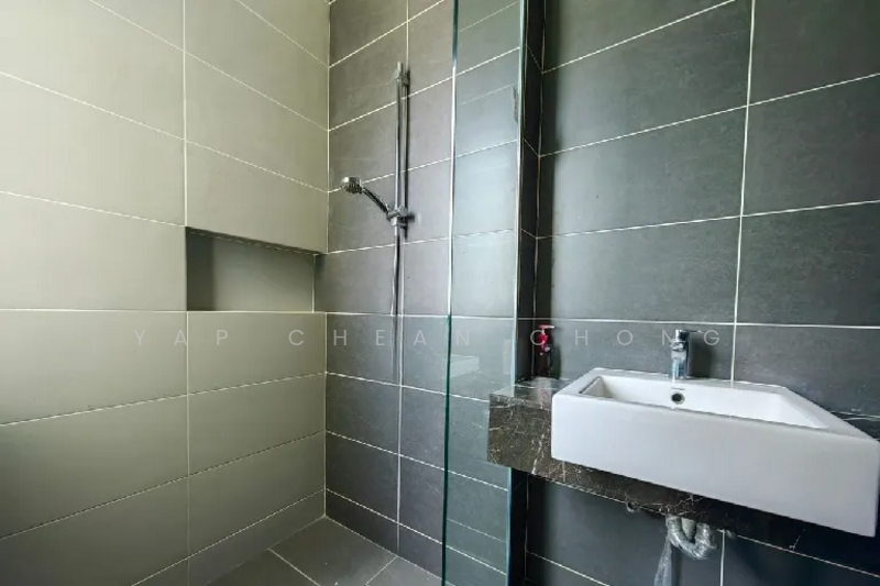 3.5-storey Terraced House for Sale in Setia Alam (Selangor) - Yap Chean Chong - Bathroom - PropertyGuru.com.my