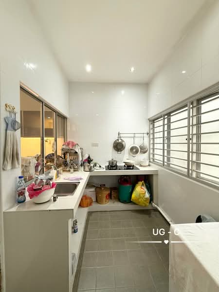 2-storey Terraced House for Sale in Setia Alam (Selangor) - Calvin Chia - Kitchen - PropertyGuru.com.my