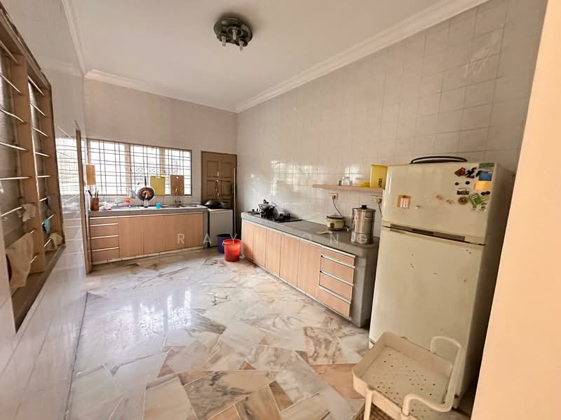 2-storey Terraced House for Rent in Klang (Selangor) - Ray Kong - Kitchen - PropertyGuru.com.my