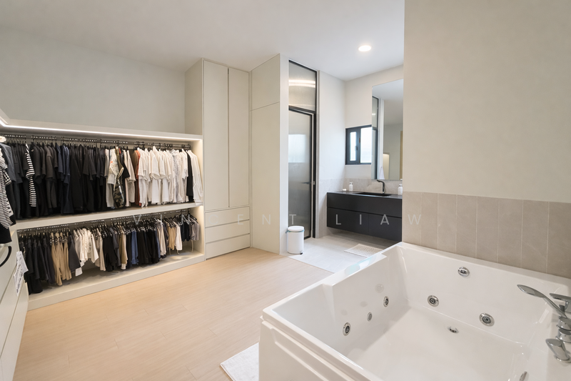 Semi-Detached House for Sale in Saujana (Selangor) - Vincent Liaw - Bathroom - PropertyGuru.com.my