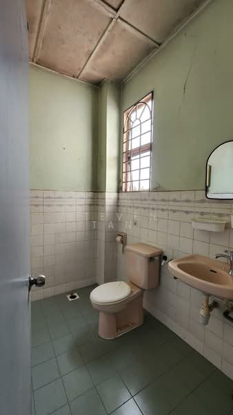 2-storey Terraced House for Sale in BANDAR PUCHONG JAYA (Puchong) - Steven Tan - Bathroom - PropertyGuru.com.my