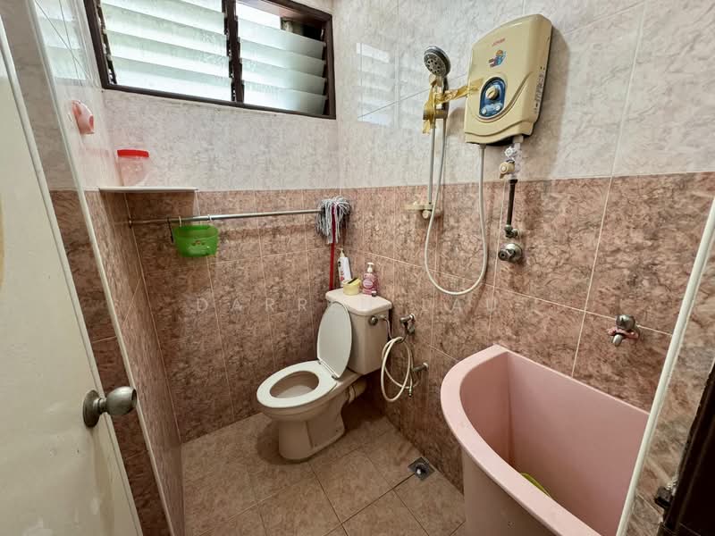 Apartment for Sale at Gambier Heights - Darren Lau - Bathroom - PropertyGuru.com.my