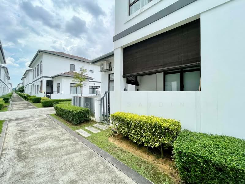 Semi-Detached House for Sale in Eco Grandeur (Puncak Alam) - Shiqin Saidin - Exterior - PropertyGuru.com.my