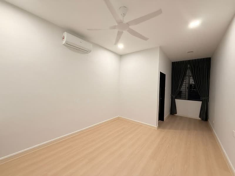 Molek Redang Moleks Redangs untuk Untuk Dijual - RM 1,230,000, Mac 2026 - Interior - PropertyGuru.com.my