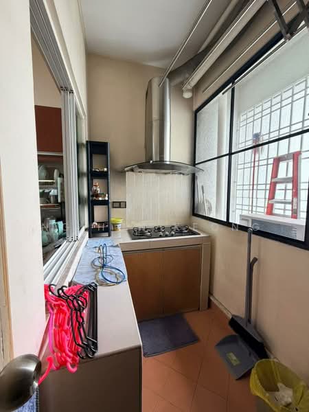 Desa Impiana untuk Untuk Dijual - RM 350,000, Mac 2026 - Kitchen - PropertyGuru.com.my