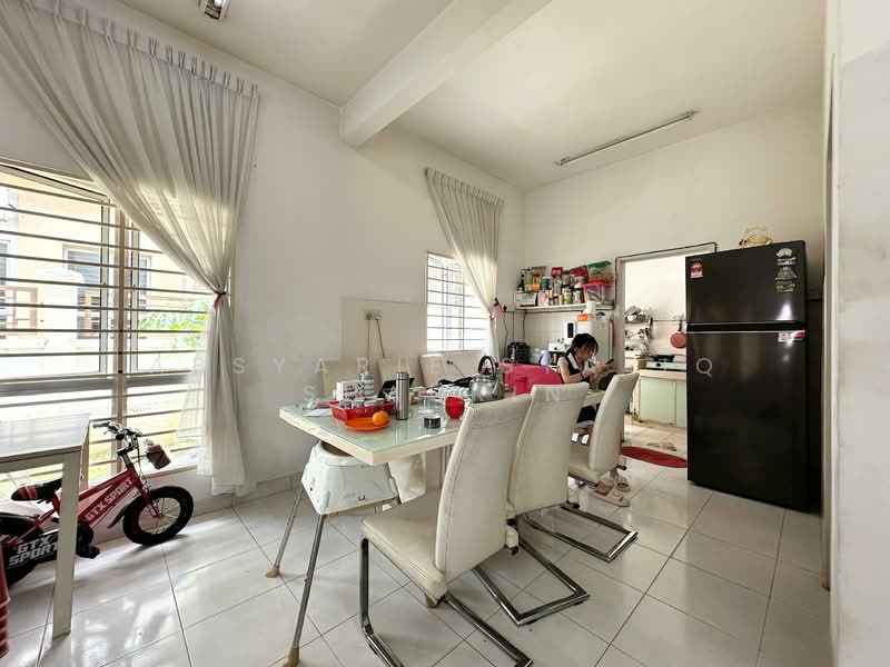 Setia Impian untuk Untuk Dijual - RM 650,000, Mac 2026 - Kitchen - PropertyGuru.com.my