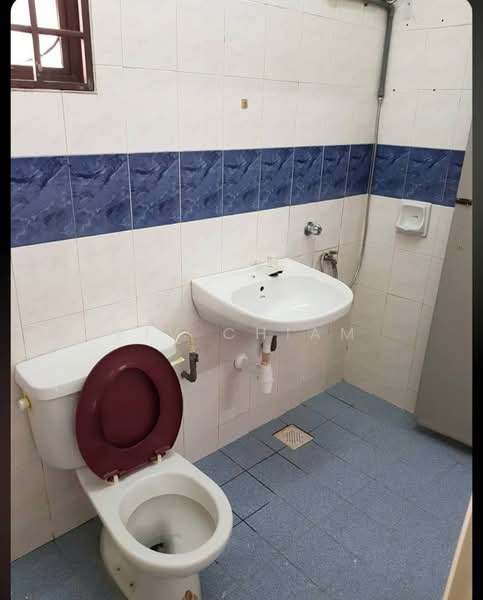 2-storey Terraced House for Rent in Permas Jaya (Johor) - Ziv Chiam - Bathroom - PropertyGuru.com.my