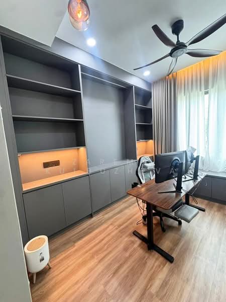 3-storey Terraced House for Rent in Cyberjaya (Selangor) - Zarema Kulbuzheva - Study - PropertyGuru.com.my