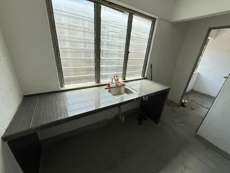 Flat for Sale at Taman Impian Indah - Nick Lim - Kitchen - PropertyGuru.com.my