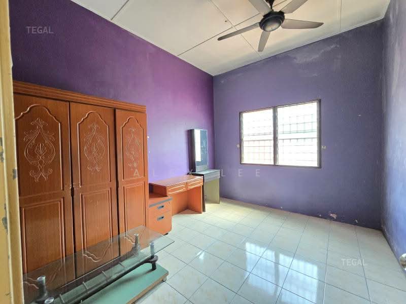 2-storey Terraced House for Sale in Klang (Selangor) - Alex Lee - Bedroom - PropertyGuru.com.my