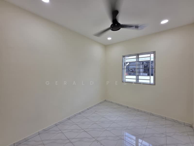 For Sale - TAMAN SEPILAI