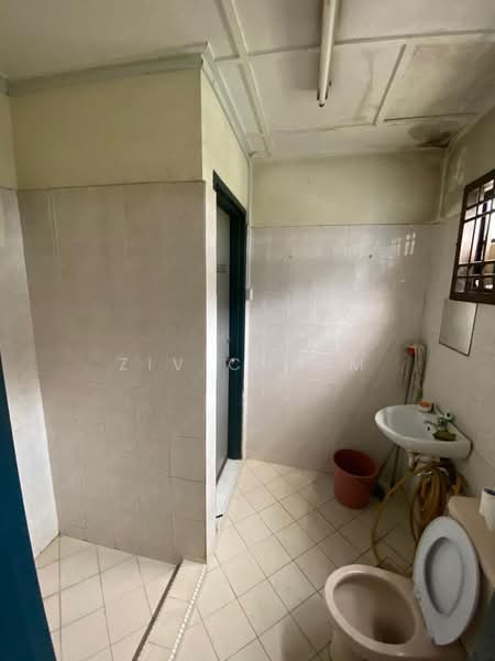 2-storey Terraced House for Sale in Johor Bahru (Johor) - Ziv Chiam - Bathroom - PropertyGuru.com.my