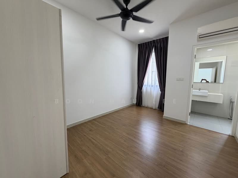 For Sale - Sunway Citrine Lakehomes