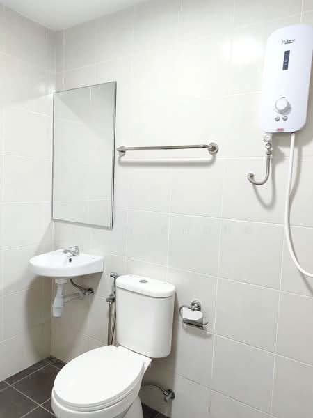 Apartment for Rent at Nadayu 801 - Alvin Chong - Bathroom - PropertyGuru.com.my