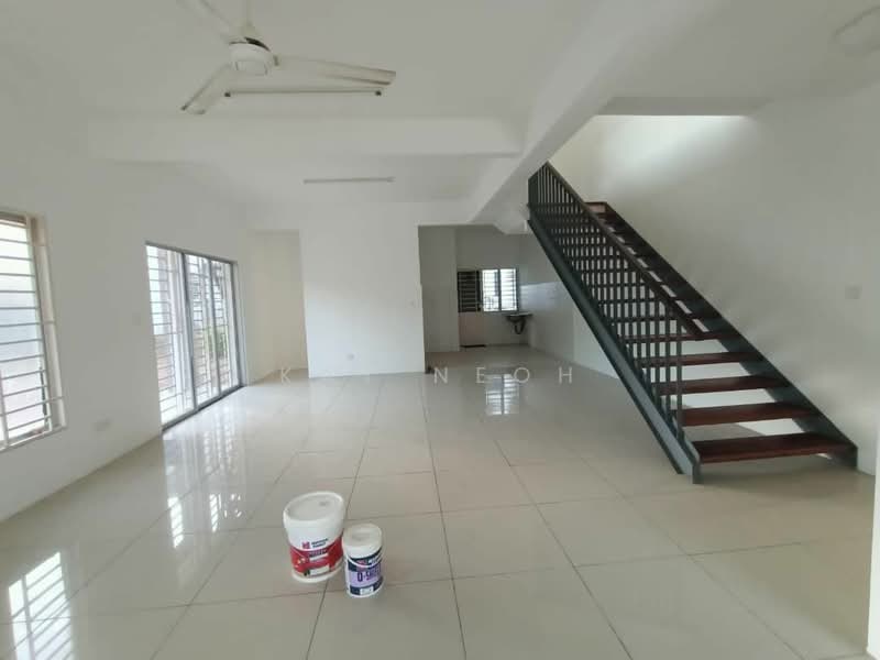 2-storey Terraced House for Sale in Kuala Selangor (Selangor) - KAT NEOH - Living Room - PropertyGuru.com.my