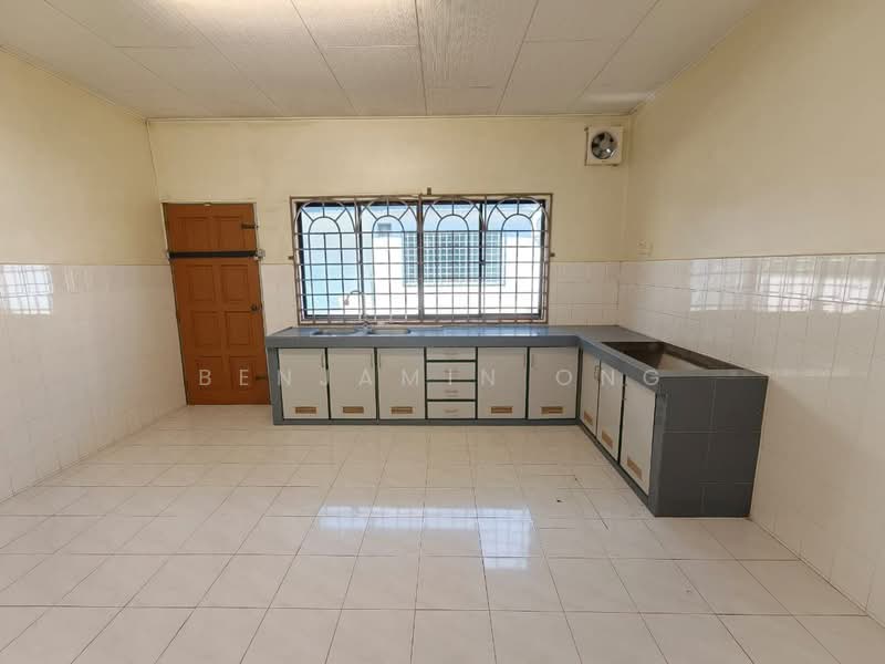 Taman Puteri Wangsa untuk Untuk Dijual - RM 520,000, Mac 2026 - Kitchen - PropertyGuru.com.my