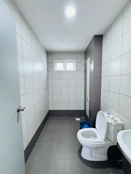Service Residence for Rent at One 49 Residence - Hanna Mohamed - Bathroom - PropertyGuru.com.my