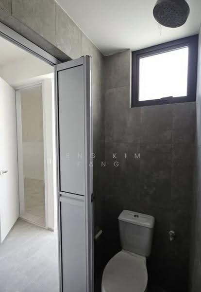 3-storey Terraced House for Sale in Taman Bukit Serdang (Seri Kembangan) - Teng Kim Fang - Bathroom - PropertyGuru.com.my