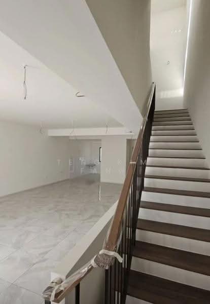 3-storey Terraced House for Sale in Taman Bukit Serdang (Seri Kembangan) - Teng Kim Fang - Interior - PropertyGuru.com.my