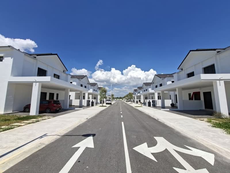 Semi-Detached House for Rent in Bandar Cassia (Batu Kawan) - Jane Ng - Exterior - PropertyGuru.com.my