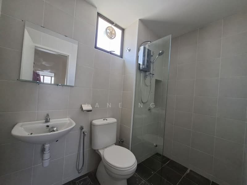Semi-Detached House for Rent in Bandar Cassia (Batu Kawan) - Jane Ng - Bathroom - PropertyGuru.com.my