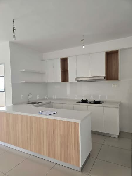 Condo @ Eden by The Parque Residences untuk Untuk Disewa - RM 2,000 /bulan, Mac 2026 - Kitchen - PropertyGuru.com.my