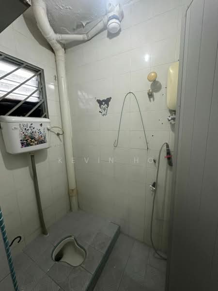 2-storey Terraced House for Sale in Taman Ungku Tun Aminah (Skudai) - Kevin Ho - Bathroom - PropertyGuru.com.my