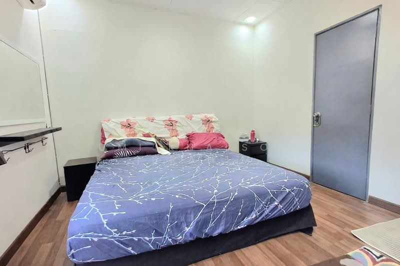 Taman Salak Perdana untuk Untuk Disewa - RM 1,400 /bulan, Mac 2026 - Bedroom - PropertyGuru.com.my
