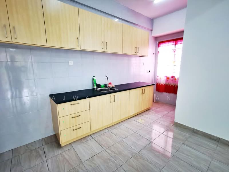 Putra Impian untuk Untuk Dijual - RM 300,000, Mac 2026 - Kitchen - PropertyGuru.com.my